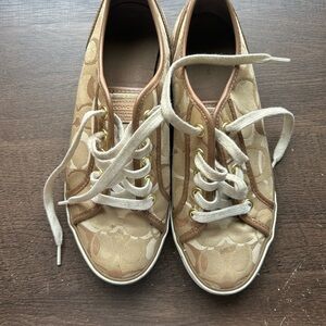 Coach Women's Beige Patterned Sneakers